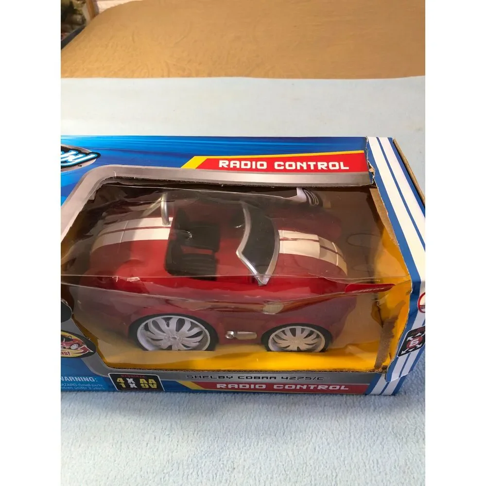 Shelby Collectible 1965 Cobra 427 S/C Radio Control RC Stunt Car Wheelie Red New